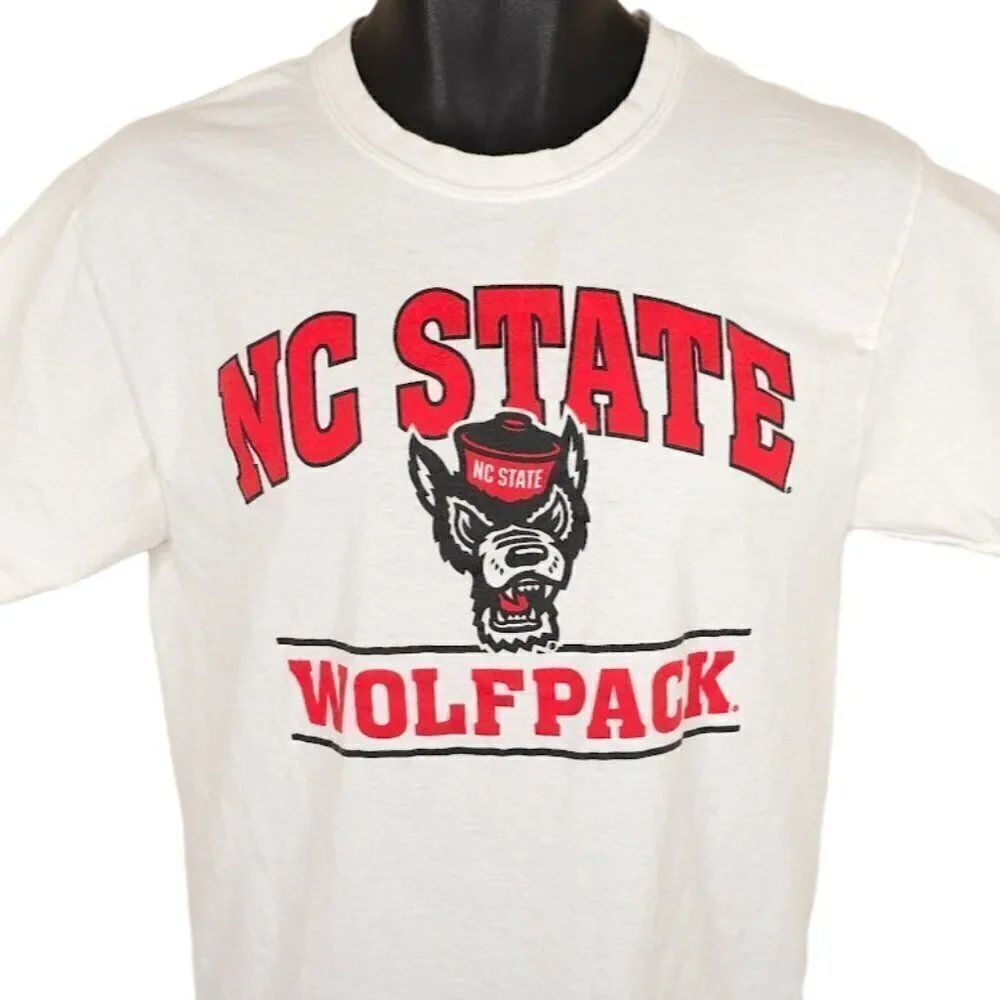 North Carolina State Wolfpack T Shirt Mens Size Medium White NCAA University